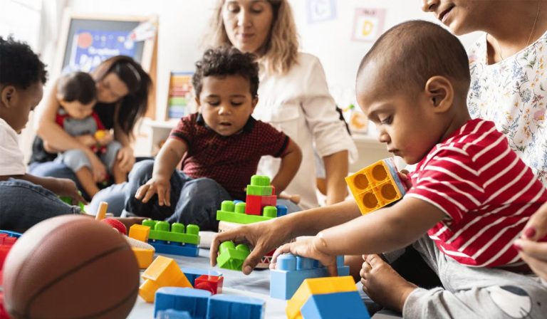 How Nursery Programs Help Build Communication Skills?